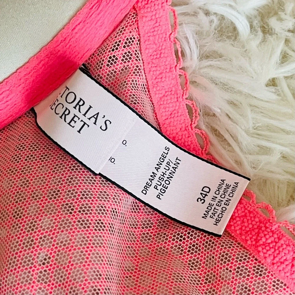 VICTORIAS SECRET Dream Angels Push Up Racerback Fishnet Bra Coral Pink Size 34D
